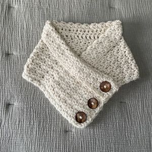 Chunky knit cowl neck scarf with buttons